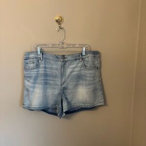 LOFT Light Wash Denim Shorts Elastic Waist Casual Summer